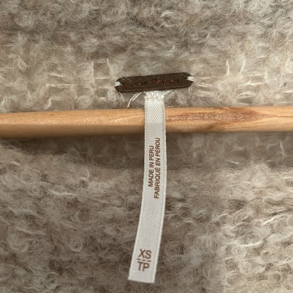 Free People Sweater - XS - Picture 3 of 3